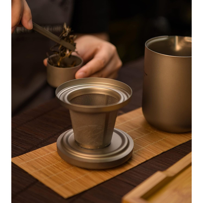 Титановый чайный набор, чайница с ситечком для чая и 3 мини-чашки 40 мл iBasingo