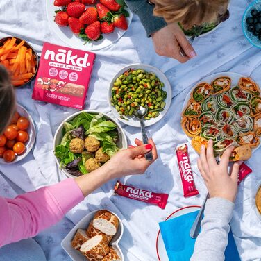 Батончики з фруктів та горіхів 18 x 35 г ягоди Nakd