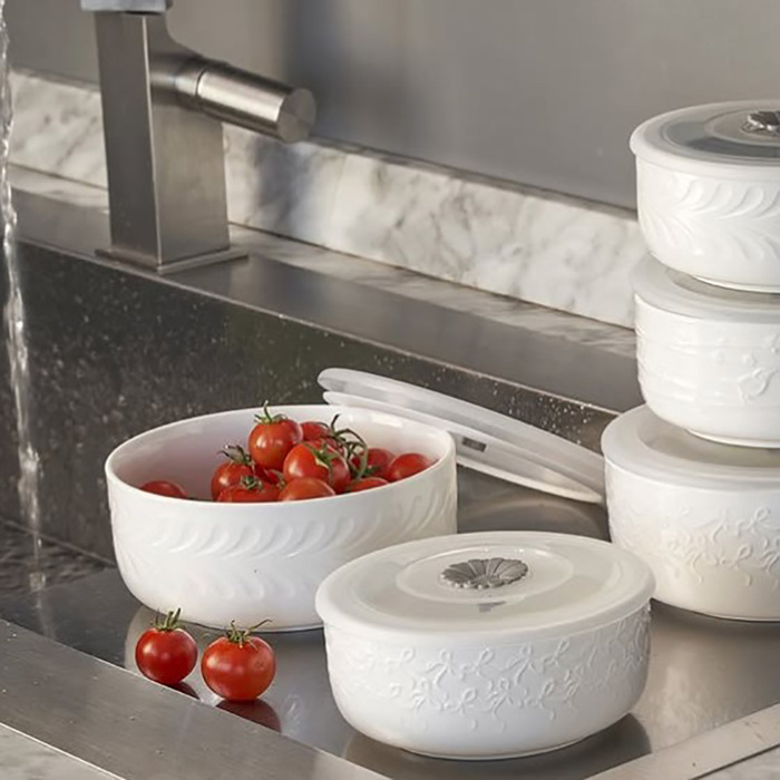 Миска с силиконовой крышкой La Porcellana Bianca INTAVOLA Leaves, фарфор, диам. 15 см