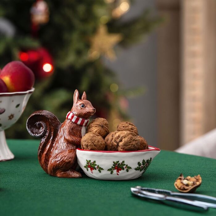 Сервировочная рождественская миска 25 см с фигуркой белки Toy's Fantasy Villeroy & Boch