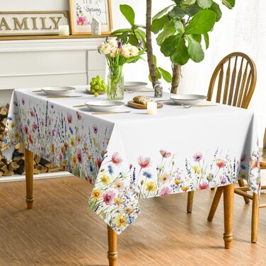 Весняна скатертина з квітками 140 x 220 см Artoid Mode