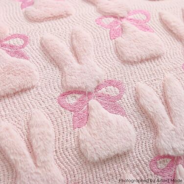 Мягкая дорожка с вышивкой розового кролика с бантом 183 х 33 см Artoid Mode