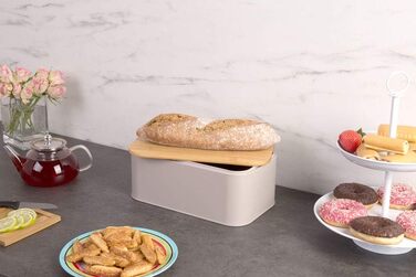 Хлібниця Zeller 25377 з бамбуковою кришкою, металева, матова, приблизно 42,5 x 23 x 13 см, хлібниця з вентиляційними отворами, для зберігання хліба, прямокутний контейнер для хліба, проста хлібниця в сучасному кольорі (сіро-коричневий, 31 x 18 x 12,5 см)