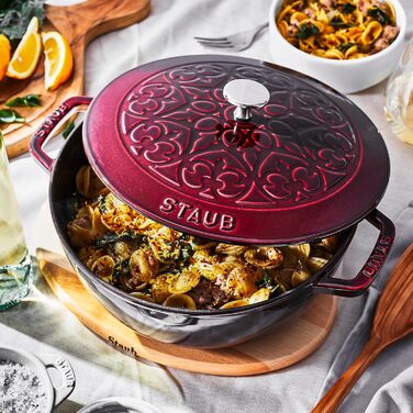 Подставка деревянная магнитная 21 см, овальная Staub