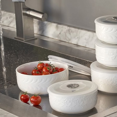 Миска с силиконовой крышкой La Porcellana Bianca INTAVOLA Leaves, фарфор, диам. 15 см