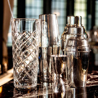 Змішувальна склянка, 850 мл, Classico (у подарунковій коробці), Urbanbar (Урбанбар)