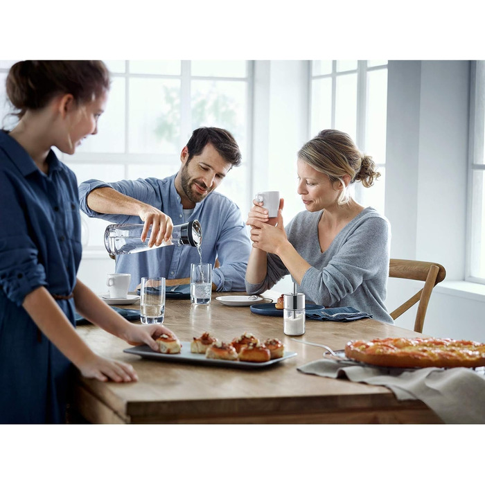 Графін для води чорний 1,0 л Basic WMF