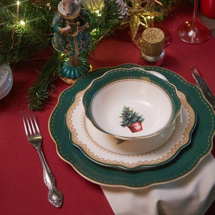 Салатник Fissman 15,5x5 см CHRISTMAS EVE фарфор (13758)