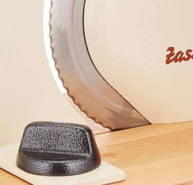 Інструкція з нарізки хліба Zassenhaus CLASSIC Сталеве лезо Solingen Товщина різання 1-18 мм Дошка і кривошип з деревини бука Розміри 30 25,5 19 см (бежевий, 11,75 дюйма на 8 дюймів)