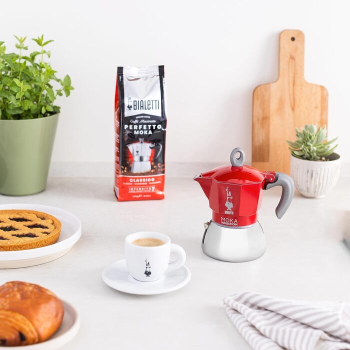 Кофеварка Moka Induction 150 мл на 4 чашки, красный Bialetti