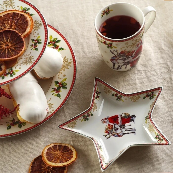 Блюдо Fissman CHRISTMAS 19 см у формі зірки фарфор (13789)