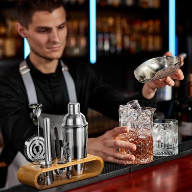 Набір бармена з бамбуковою підставкою 9 предметів Generic