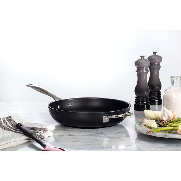 Млин для перцю 21 см сірий Le Creuset