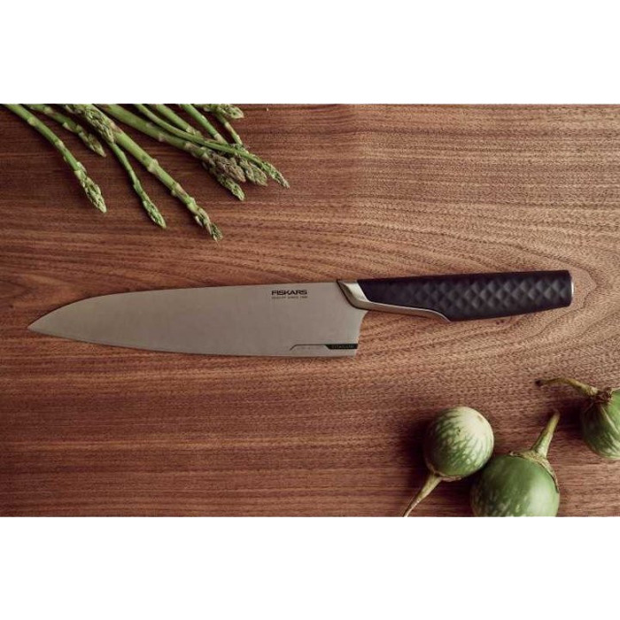Нож для шеф-повара Fiskars Titanium 20 см (1027294)